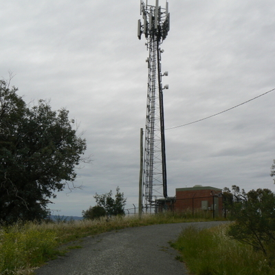 Oakey Hill phone tower